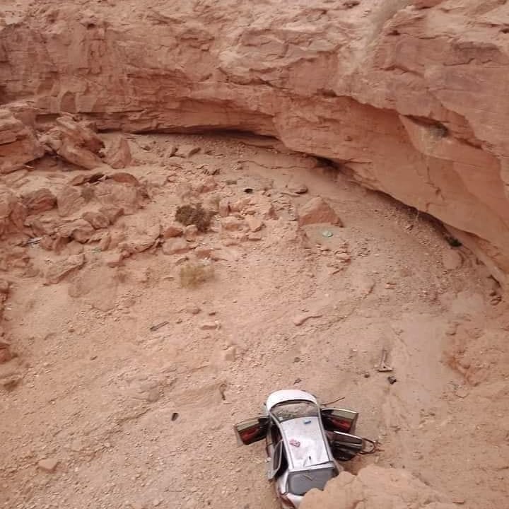 #البيض وفاة شخصين من جنس أنثى في حادث مرور مأساوي..