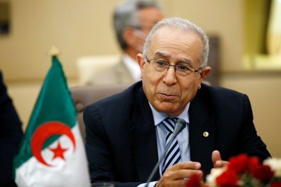لعمامرة: فلنجعلها سنة لتعزيز مكانة الجزائر على الساحة الدولية