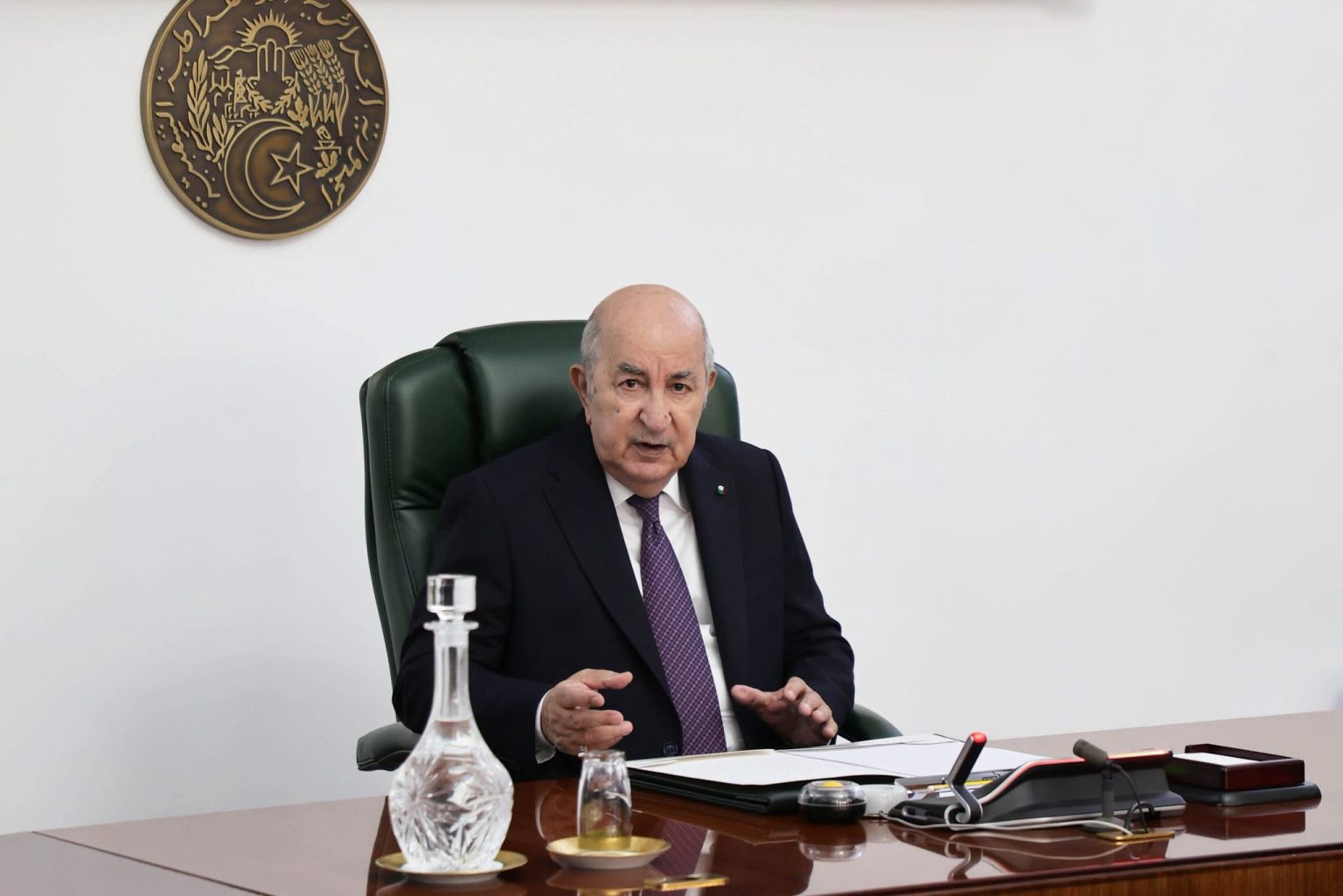 الرئيس تبون يترأس اجتماعا حول ضبط السوق الوطنية