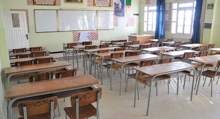 وزارة المالية توضح إجراءات نقل تسيير المدارس الابتدائية إلى التربية الوطنية”