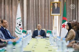 بعد الإقصاء من المونديال.. هذا ما جرى داخل اجتماع “الفاف